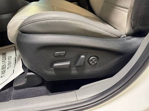 Certified 2020 Kia Sorento SX image 13