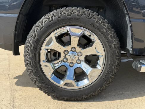 Used 2019 RAM 1500 Big Horn RWD image 34