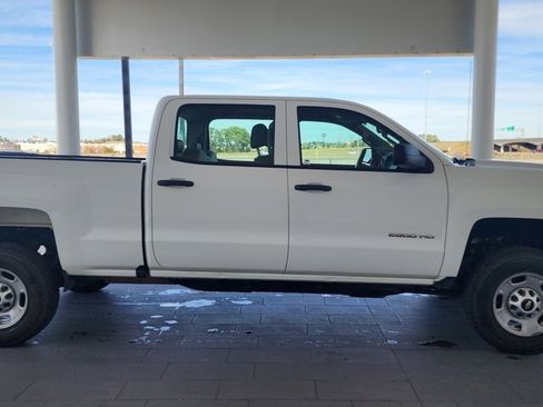 Used 2019 Chevrolet Silverado 2500 W/T image 5