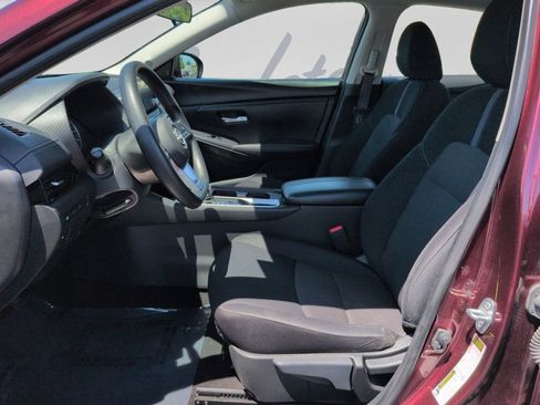 Used 2024 Nissan Sentra SV FWD image 15