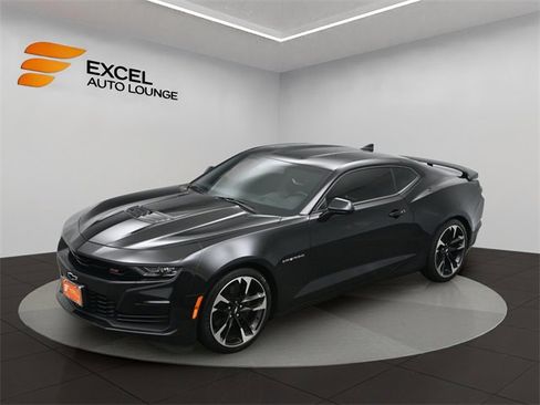 Used 2019 Chevrolet Camaro SS image 44