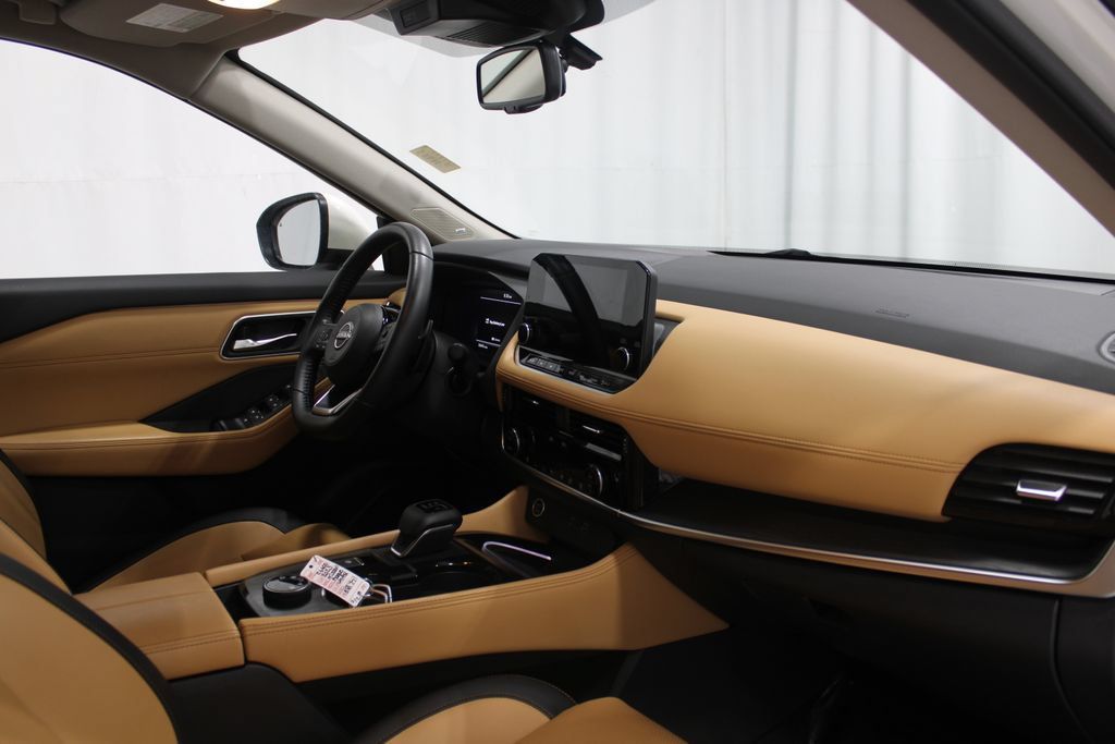 Used 2023 Nissan Rogue Platinum w/ Platinum Premium Package AWD/4WD image 22