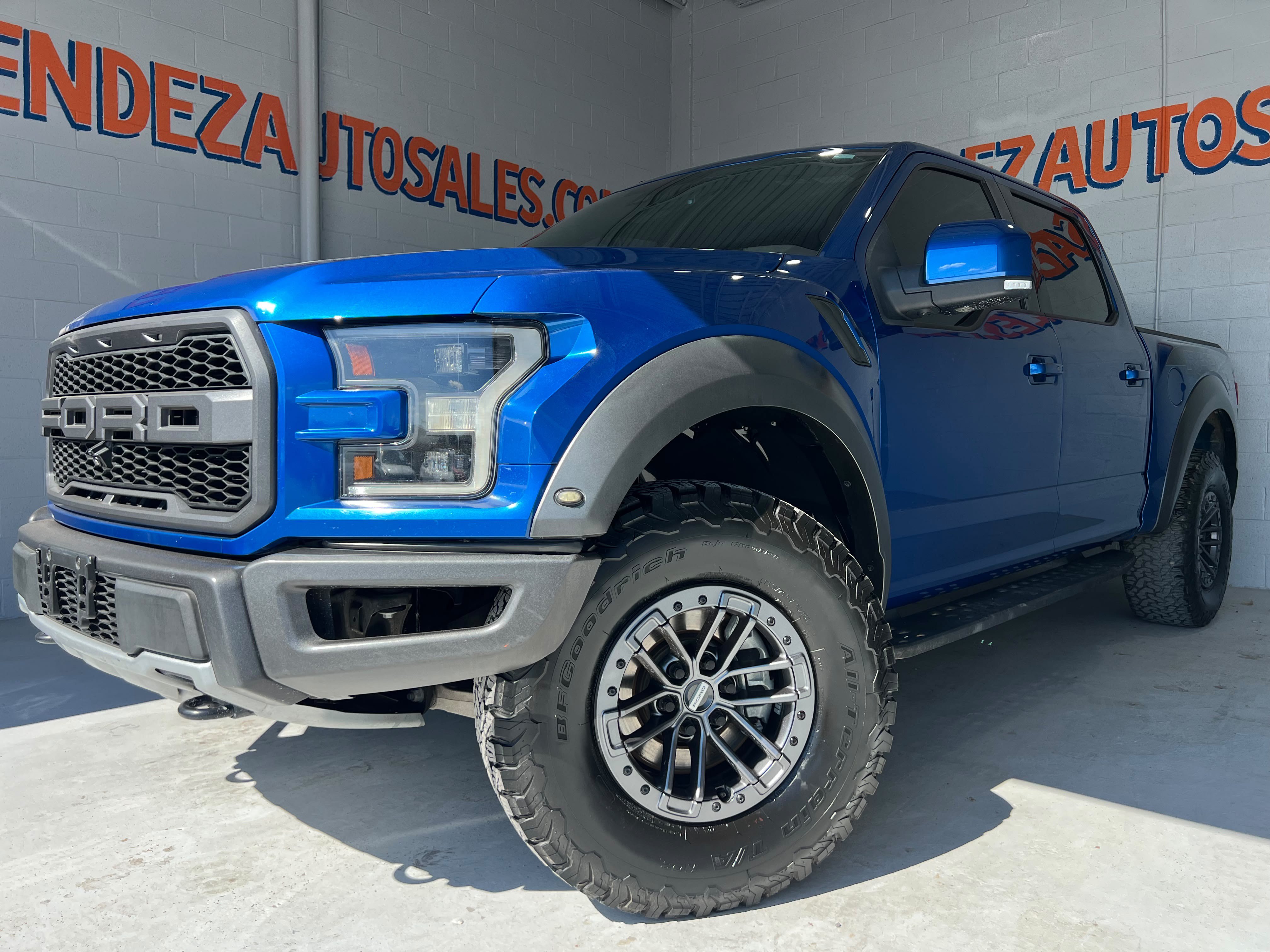 Used 2017 Ford F150 Raptor w/ Equipment Group 802A Luxury AWD/4WD image 1
