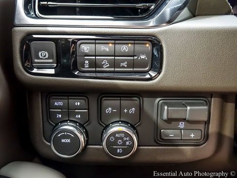 New 2026 GMC Yukon Elevation image 19