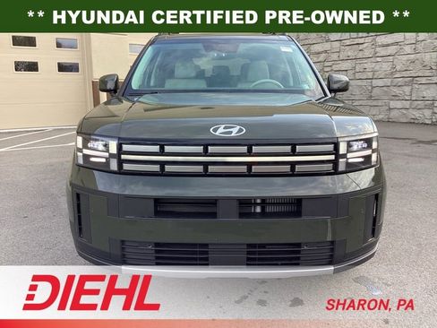 Used 2025 Hyundai Santa Fe SEL image 2