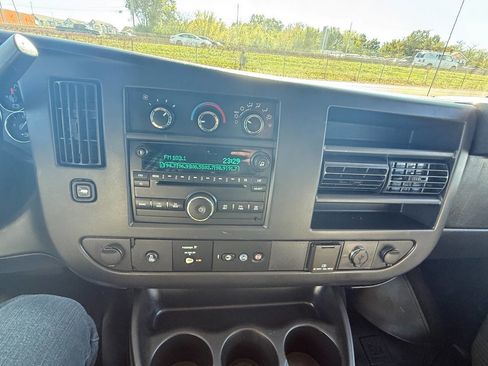 Used 2016 Chevrolet Express 3500 LT w/ LT Preferred Equipment Group image 16