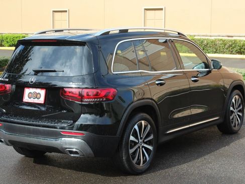 Used 2021 Mercedes-Benz GLB 250 4MATIC image 5