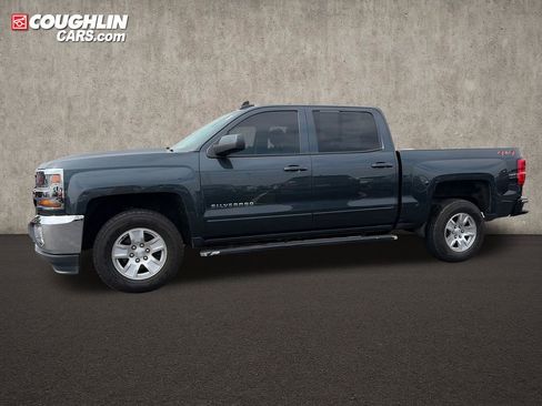 Used 2018 Chevrolet Silverado 1500 LT w/ All Star Edition AWD/4WD image 4