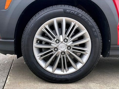 Used 2020 Hyundai Kona SEL w/ Cargo Package image 10