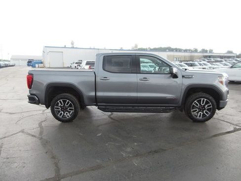 Used 2021 GMC Sierra 1500 AT4 w/ AT4 Premium Package AWD/4WD image 6