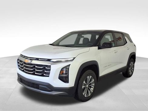 New 2026 Chevrolet Equinox LT image 4