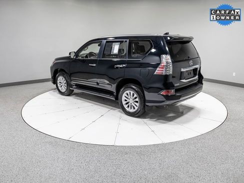Used 2018 Lexus GX 460 image 34