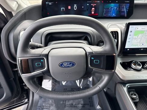 Used 2025 Ford Expedition Max Active image 14