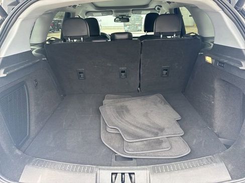 Used 2022 Lincoln Corsair AWD w/ Premium Package image 11