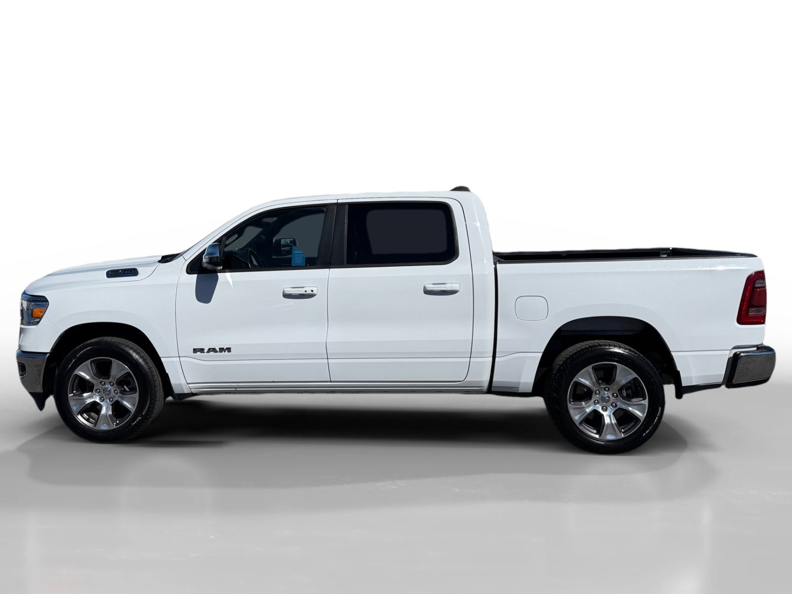 Used 2024 RAM 1500 Laramie RWD image 2