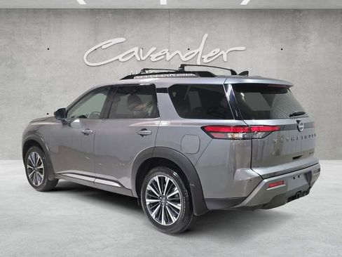 New 2026 Nissan Pathfinder Platinum image 14