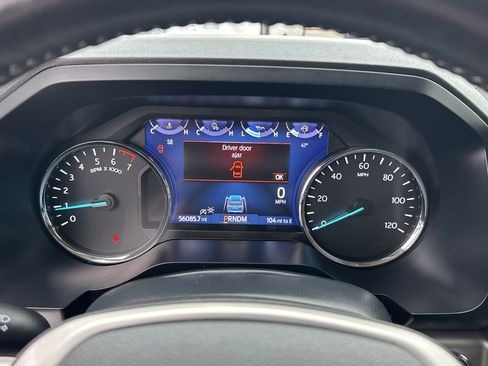 Used 2024 Ford Expedition XLT image 19