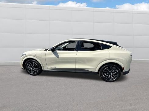Used 2025 Ford Mustang Mach-E Premium AWD/4WD image 2