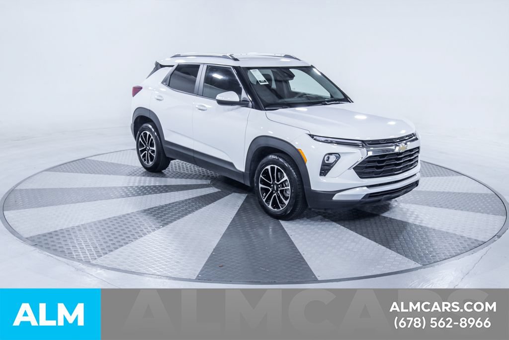 Used 2025 Chevrolet TrailBlazer LT FWD image 14