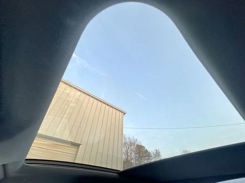 Used 2024 Cadillac Lyriq Luxury image 20