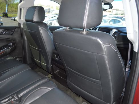 Used 2017 GMC Yukon XL SLE w/ SLE Value Package AWD/4WD image 20