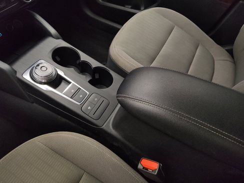 Used 2021 Ford Escape S image 26