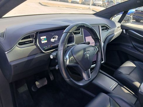 Used 2017 Tesla Model X 75D image 9
