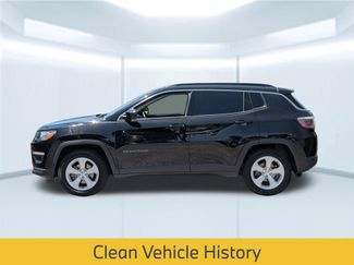 Used 2019 Jeep Compass Latitude FWD video 2