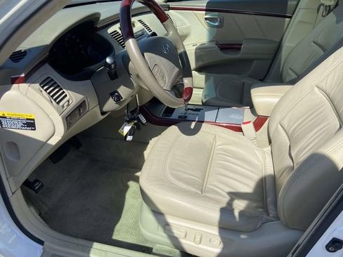 Used 2008 Hyundai Azera Limited FWD image 10