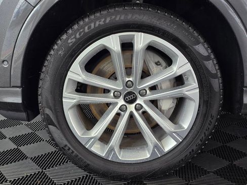 Used 2025 Audi Q7 3.0T Premium Plus image 11