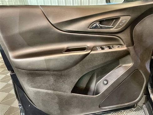 Certified 2021 Chevrolet Equinox LT image 21