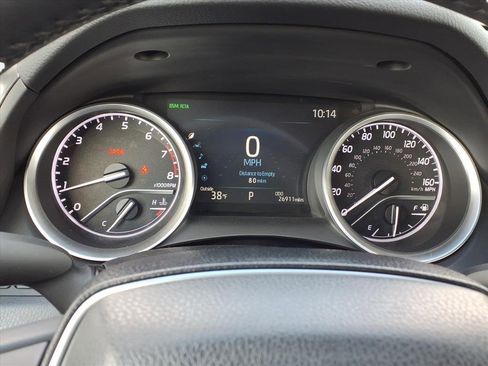 Used 2021 Toyota Camry XLE image 25