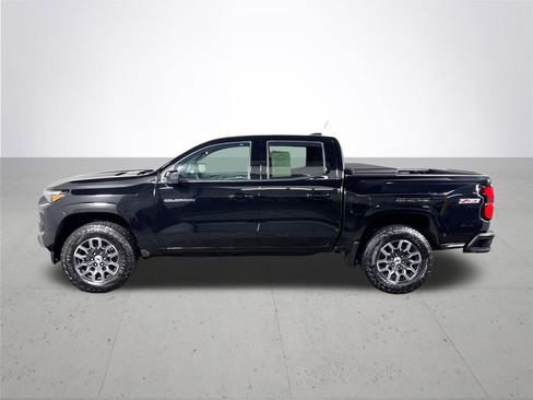 Used 2024 Chevrolet Colorado Z71 w/ Z71 Convenience Package 2 image 9