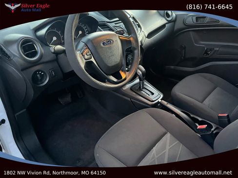 Used 2015 Ford Fiesta S image 2