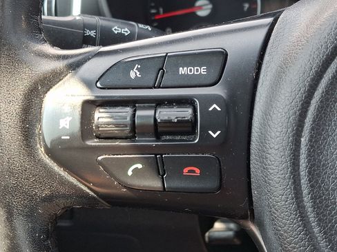 Used 2017 Kia Sorento FWD w/ LX Convenience Package image 22