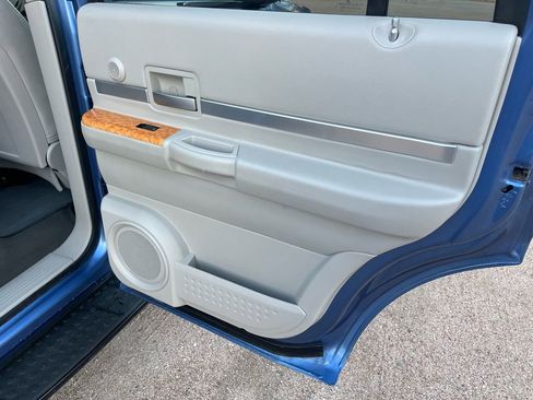 Used 2007 Chrysler Aspen Limited image 20