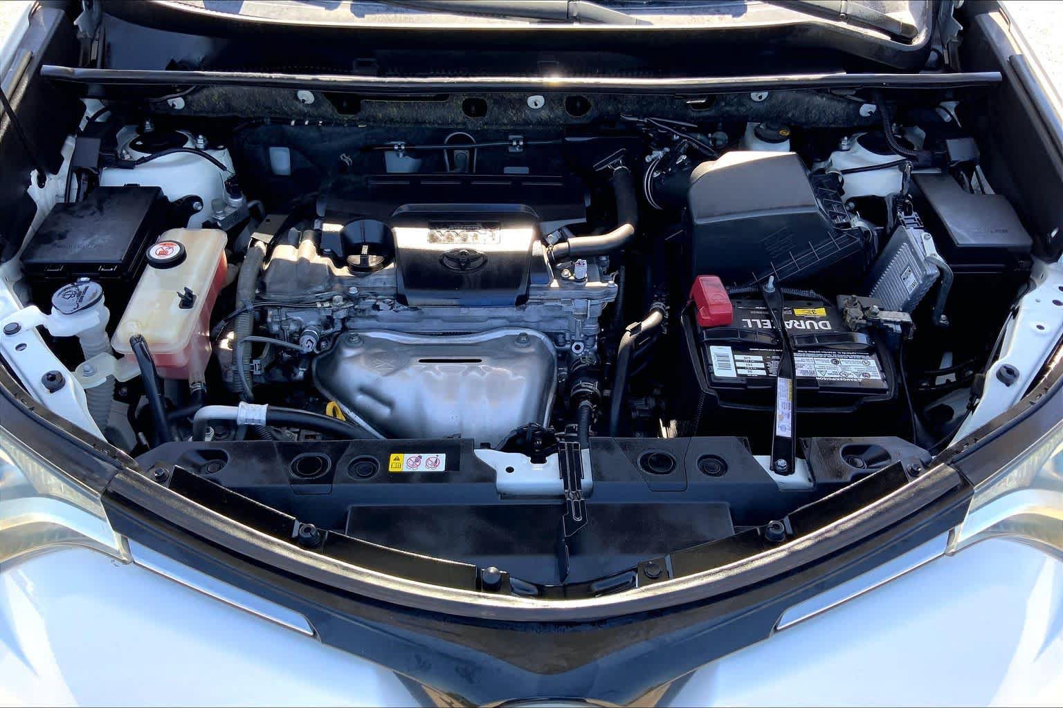 Used 2018 Toyota RAV4 XLE FWD image 31