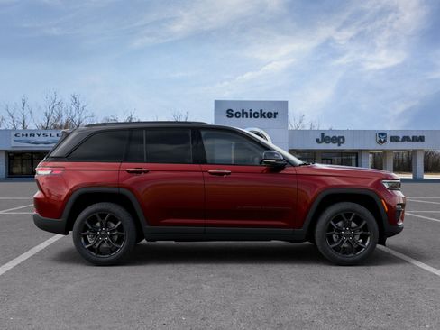 New 2025 Jeep Grand Cherokee Limited AWD/4WD image 51