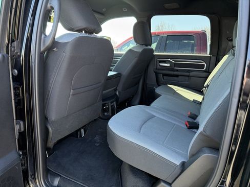 Used 2024 RAM 2500 Big Horn w/ Safety Group image 14