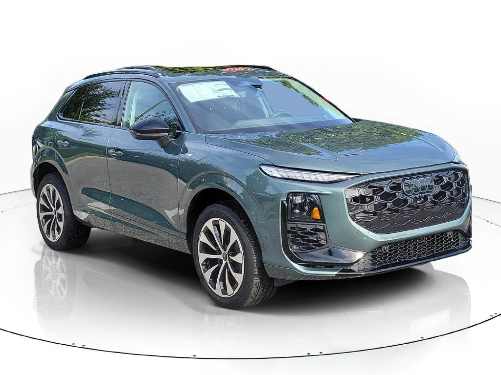 New 2026 Audi Q3 quattro 2.0T AWD/4WD image 1