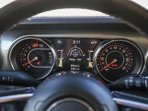 Used 2020 Jeep Wrangler Unlimited Sahara w/ Uconnect 4C Nav & Sound Group AWD/4WD image 24