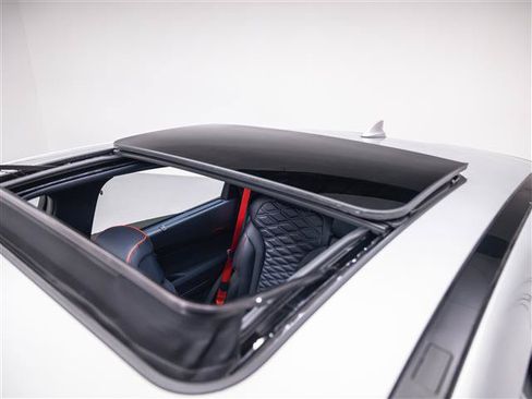 New 2026 Genesis GV80 3.5T e-SC AWD/4WD image 17