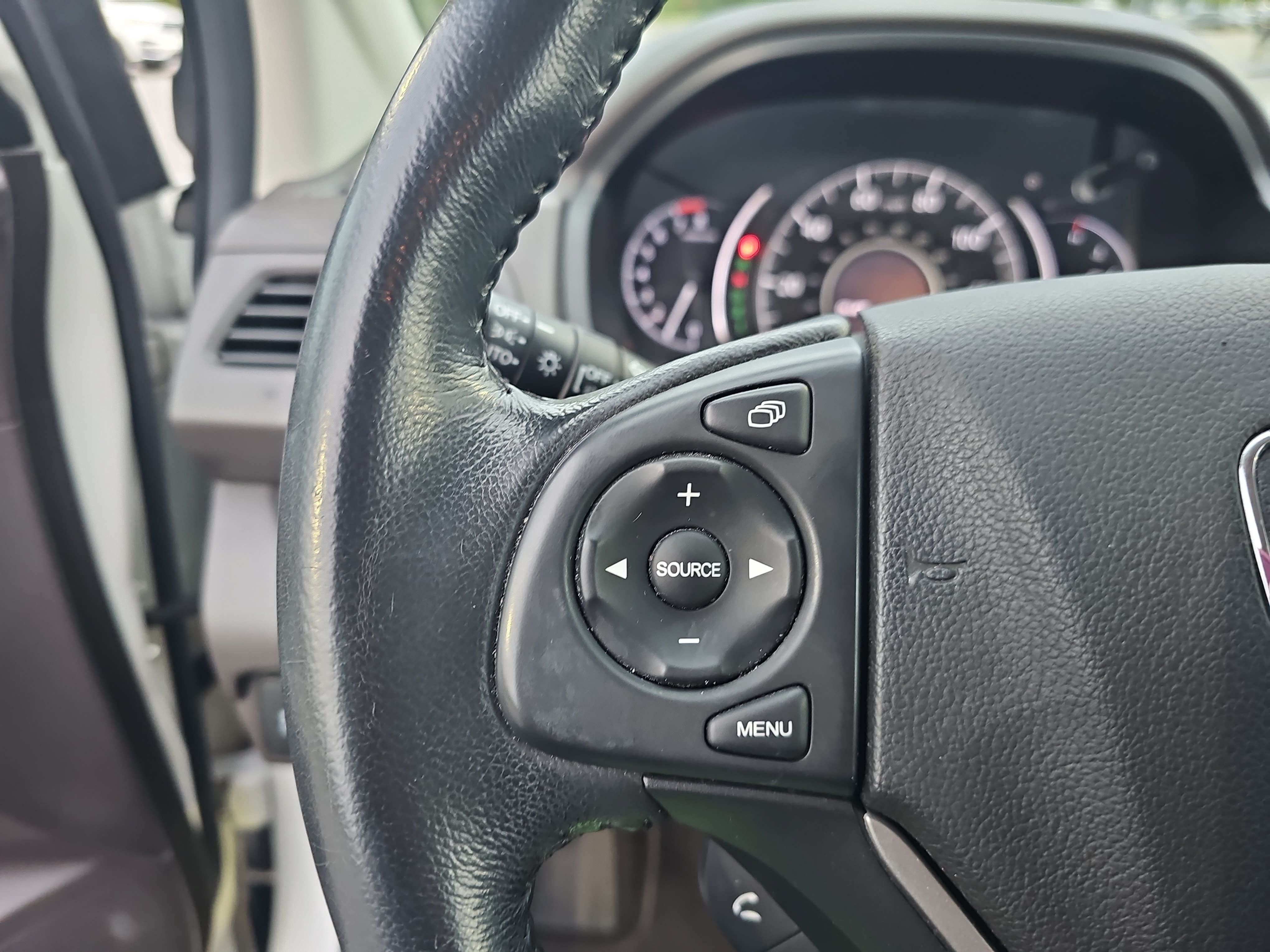 Used 2014 Honda CR-V EX-L image 17