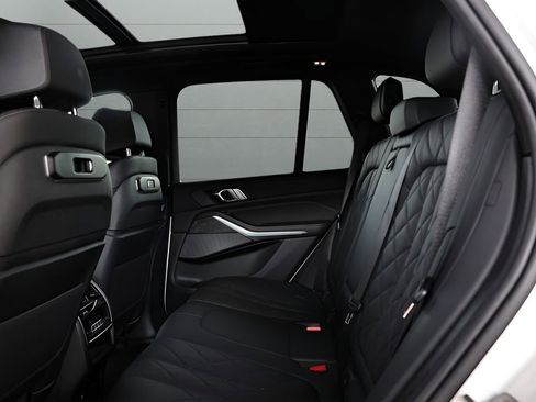 Used 2024 BMW X5 xDrive40i image 55