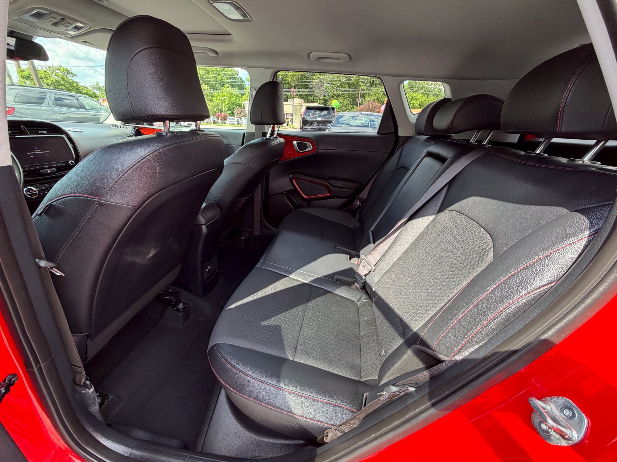 Used 2023 Kia Soul GT-Line FWD image 13