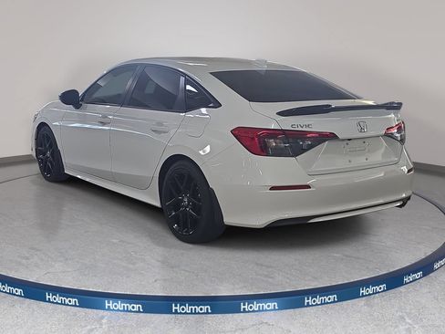 Used 2023 Honda Civic Sport image 9