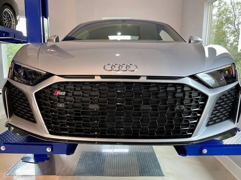 Used 2022 Audi R8 V10 performance image 37