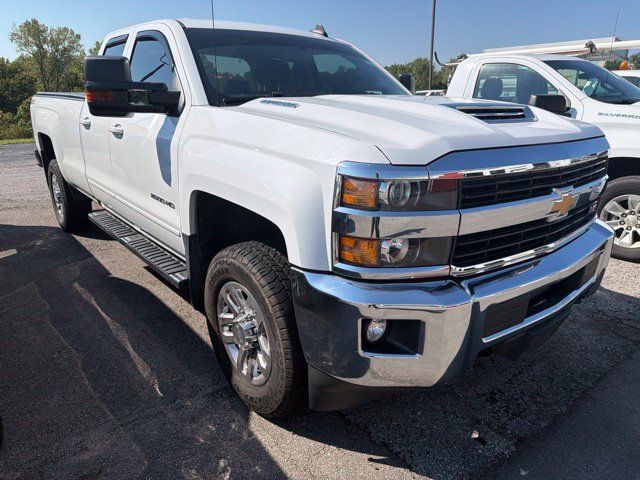Used 2017 Chevrolet Silverado 2500 LT w/ LT Convenience Package AWD/4WD image 10