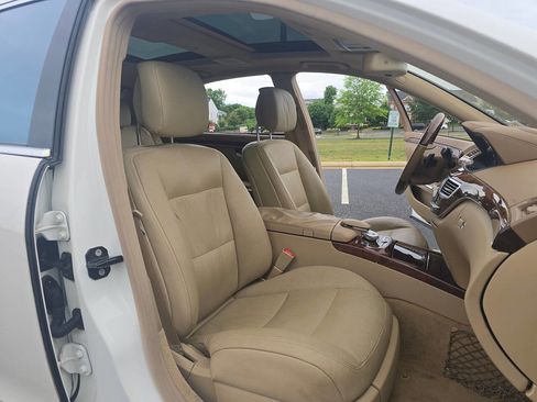 Used 2013 Mercedes-Benz S 550 4MATIC image 17