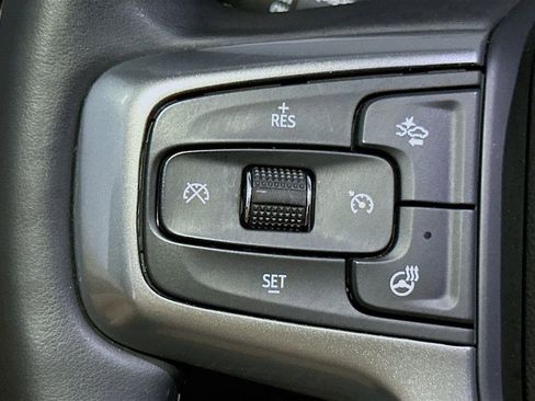 Used 2023 Chevrolet Tahoe Premier AWD/4WD image 34